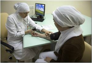nurse-at-moscow-muslim-clinic
